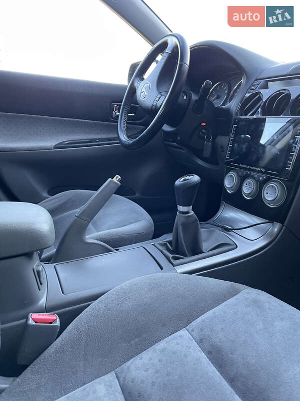 Седан Mazda 6 2005 в Тернополі