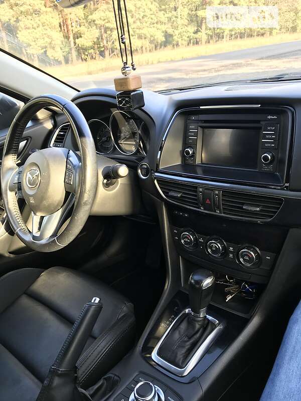 Седан Mazda 6 2013 в Звенигородці