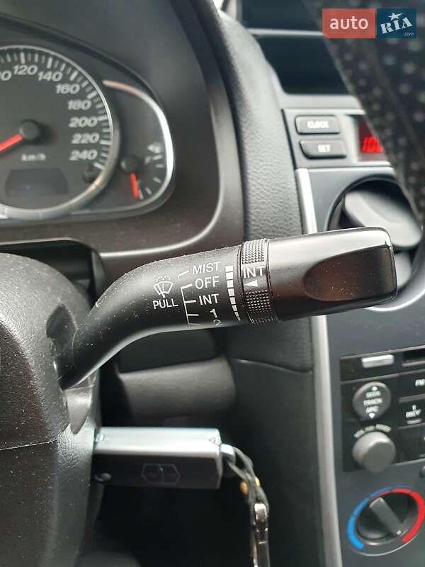 Седан Mazda 6 2005 в Киеве