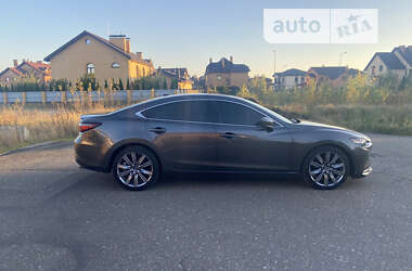 Седан Mazda 6 2018 в Киеве
