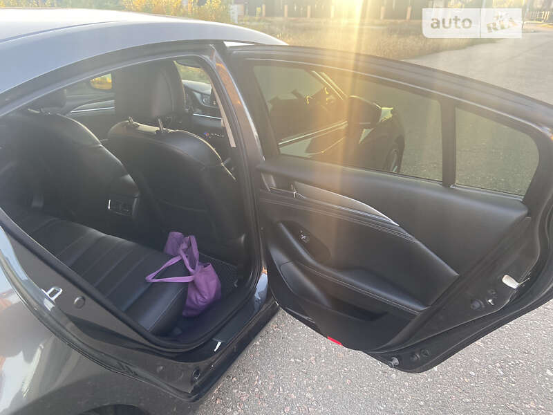 Седан Mazda 6 2018 в Киеве