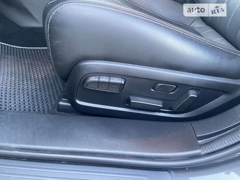Седан Mazda 6 2018 в Киеве