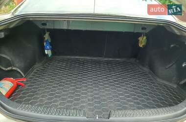 Седан Mazda 6 2004 в Кегичевке