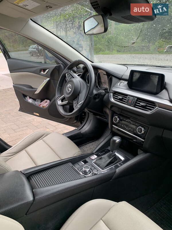 Седан Mazda 6 2016 в Косові