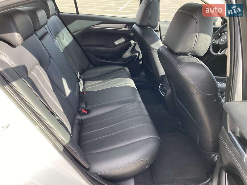 Седан Mazda 6 2019 в Луцке