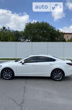 Седан Mazda 6 2018 в 