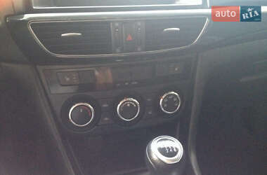 Седан Mazda 6 2014 в Києві