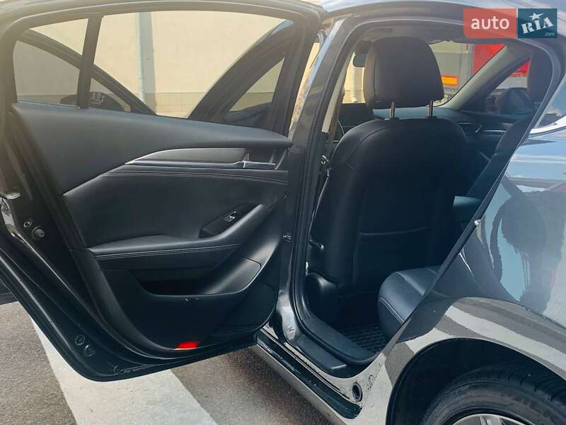 Седан Mazda 6 2020 в Днепре