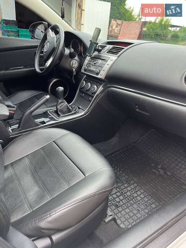 Лифтбек Mazda 6 2009 в Харькове