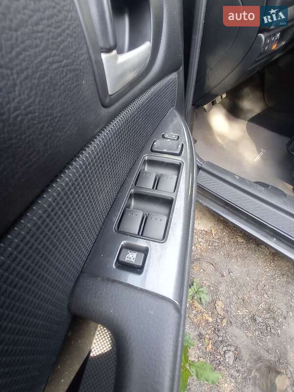 Універсал Mazda 6 2005 в Житомирі