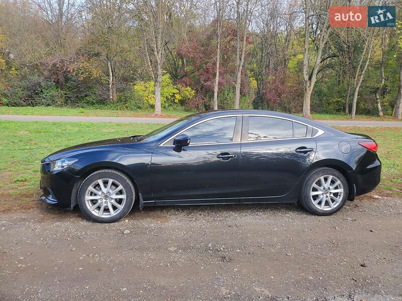Седан Mazda 6 2013 в Ужгороде