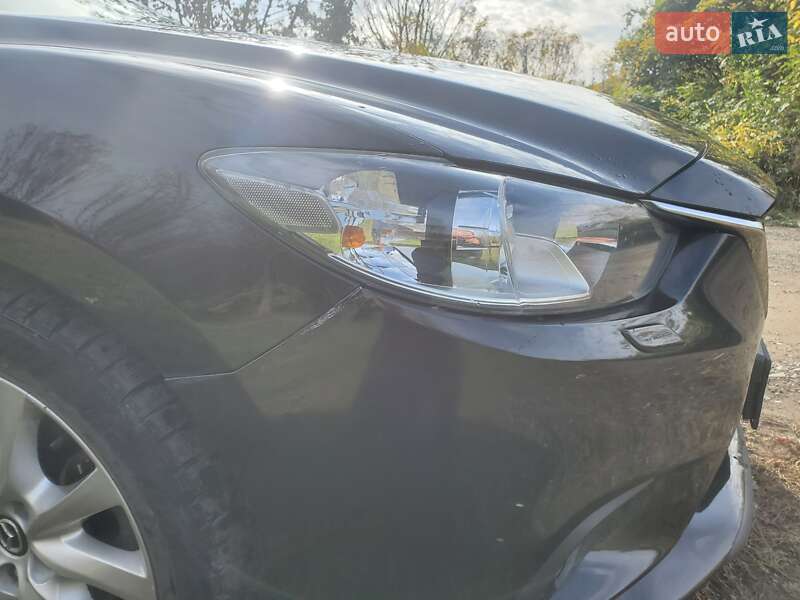 Седан Mazda 6 2013 в Ужгороде