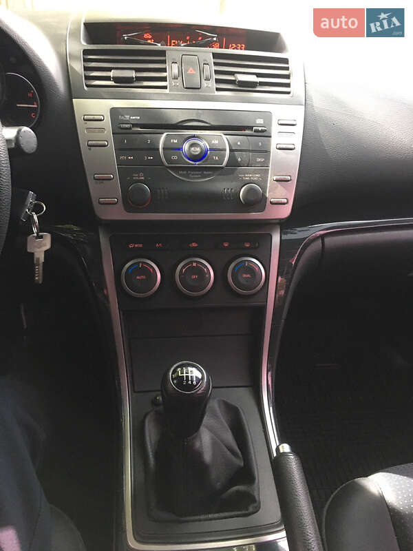 Лифтбек Mazda 6 2007 в Первомайске