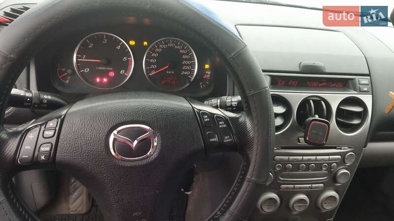 Лифтбек Mazda 6 2003 в Славянске