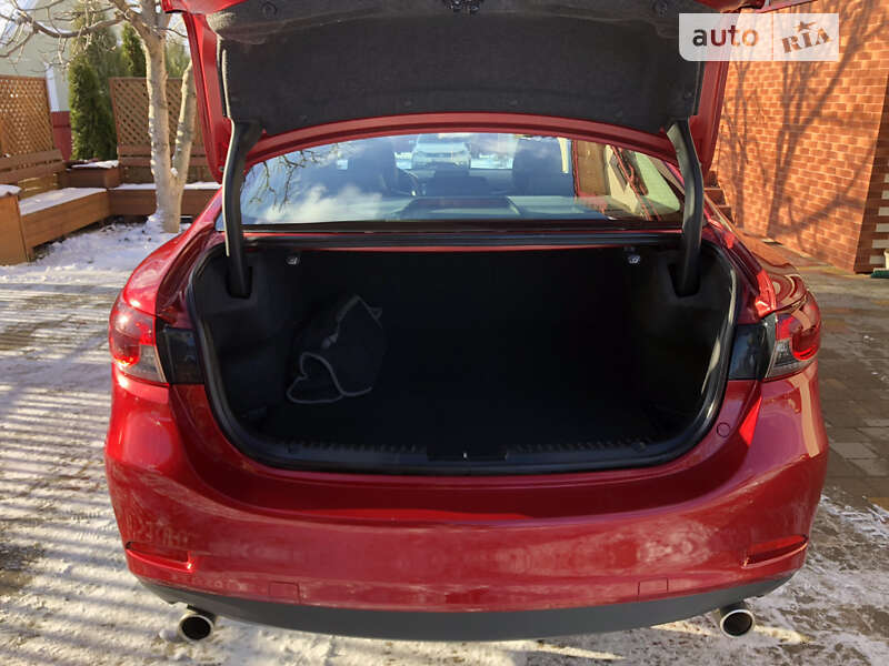 Седан Mazda 6 2016 в Львове