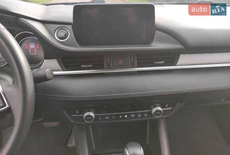 Седан Mazda 6 2019 в Киеве