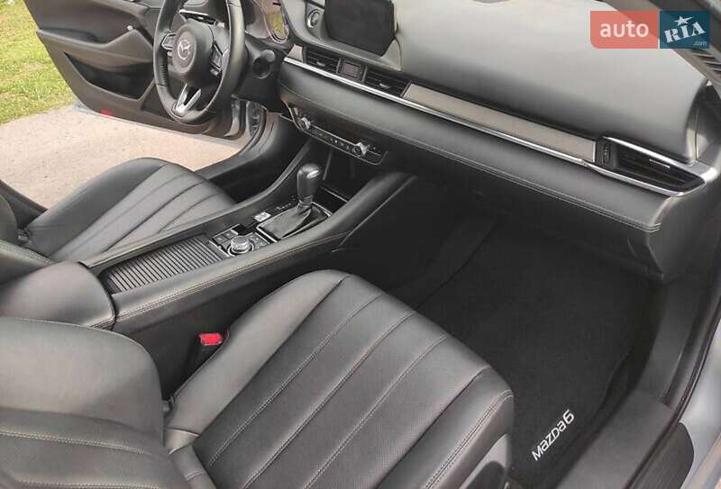 Седан Mazda 6 2019 в Киеве