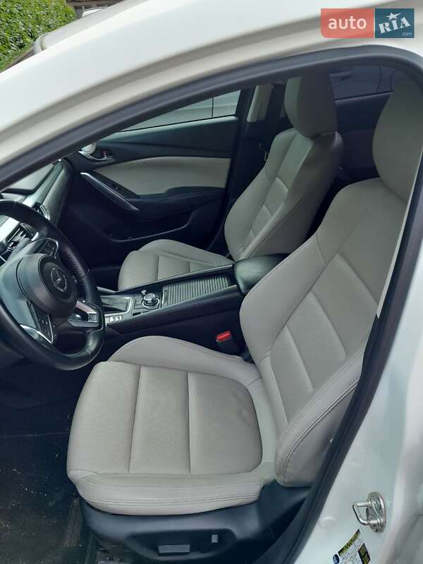 Седан Mazda 6 2017 в Киеве