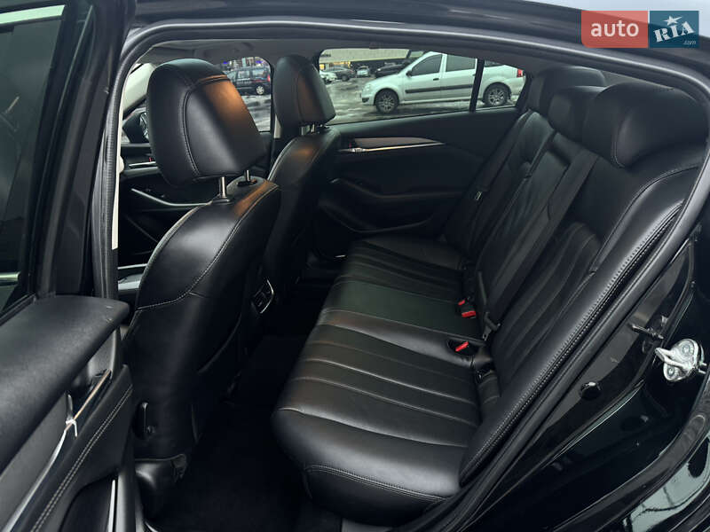Седан Mazda 6 2019 в Киеве
