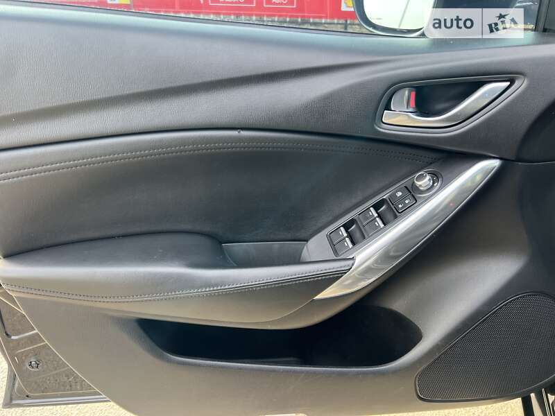 Седан Mazda 6 2015 в Києві