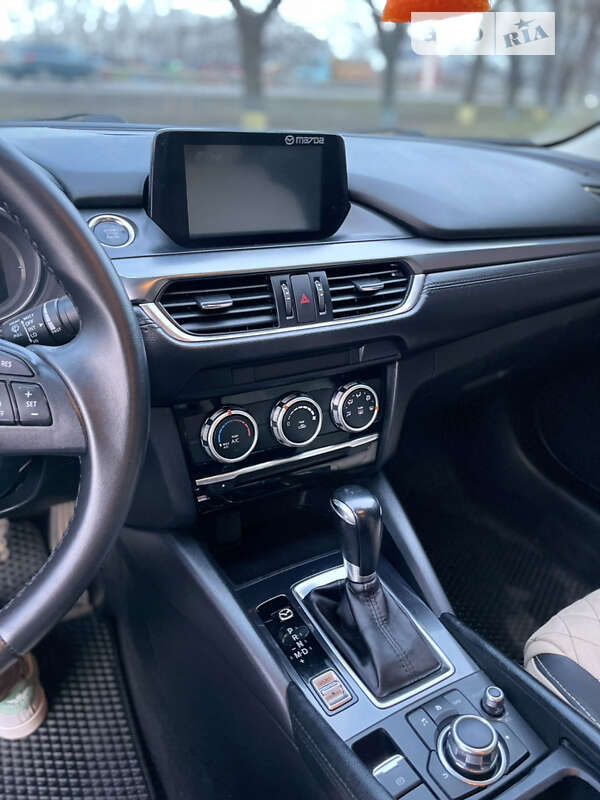 Седан Mazda 6 2015 в Виннице