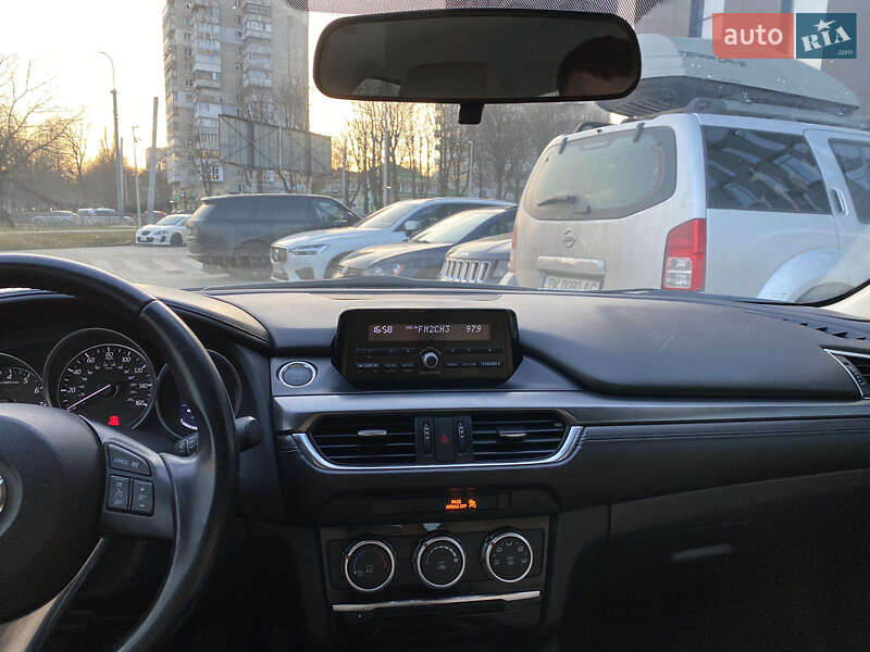 Седан Mazda 6 2015 в Ровно