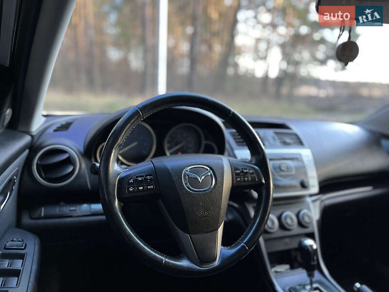 Седан Mazda 6 2011 в Виннице