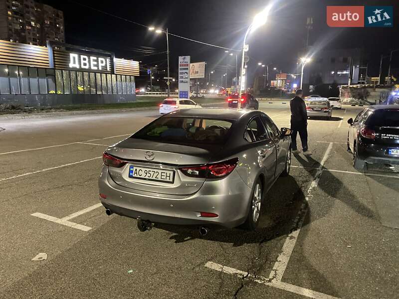 Седан Mazda 6 2012 в Камне-Каширском