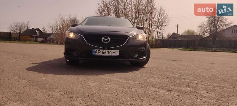 Седан Mazda 6 2015 в Зарічному