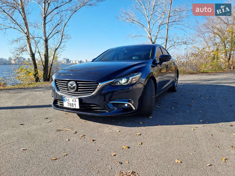 Седан Mazda 6 2016 в Днепре