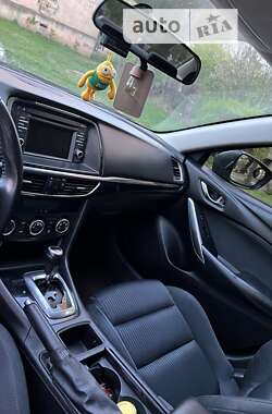 Седан Mazda 6 2013 в Чернівцях