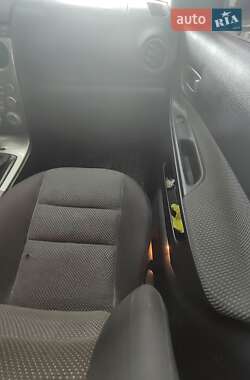 Седан Mazda 6 2003 в 