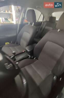 Седан Mazda 6 2003 в 