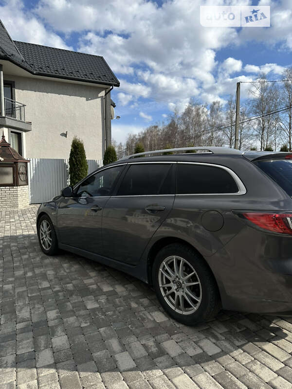 Универсал Mazda 6 2009 в Сторожинце