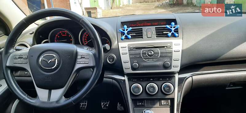Седан Mazda 6 2008 в Запорожье