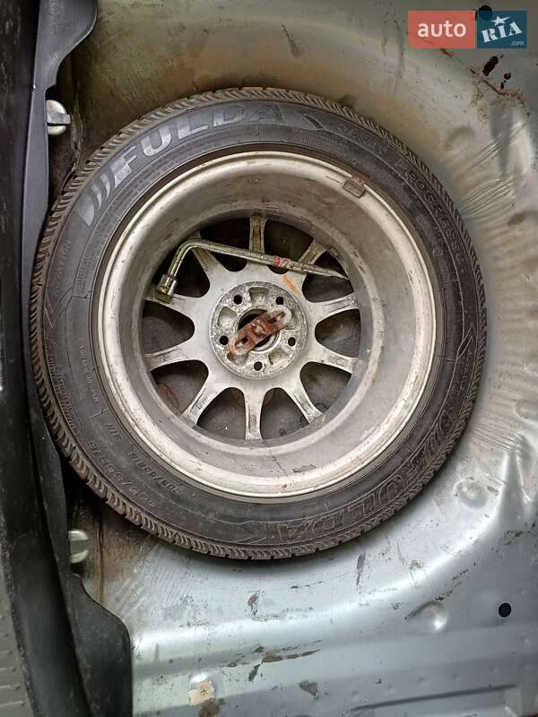 Седан Mazda 6 2004 в Запорожье