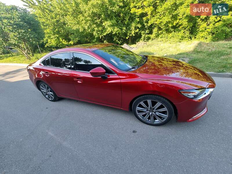 Седан Mazda 6 2018 в Смілі
