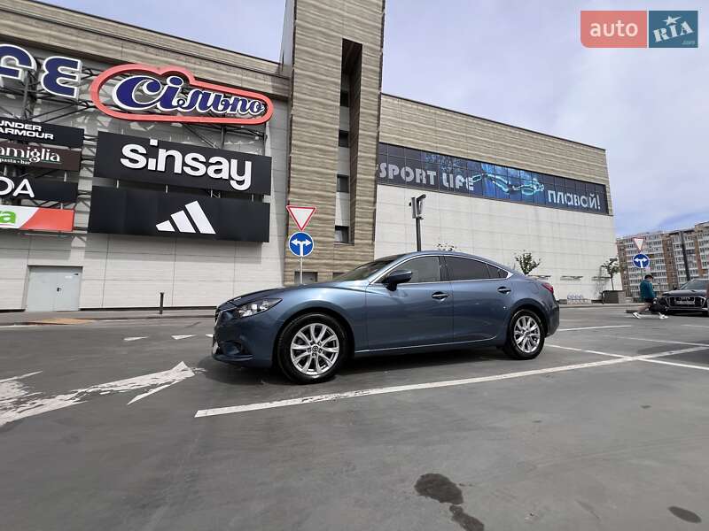 Седан Mazda 6 2015 в Львове