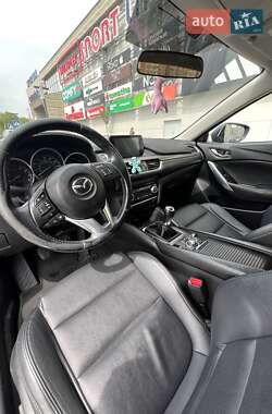 Седан Mazda 6 2015 в Львове