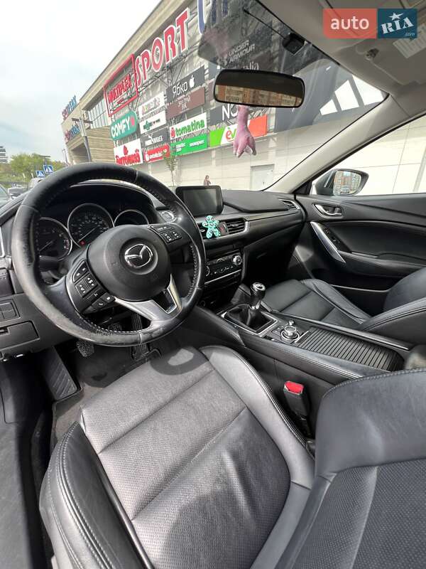 Седан Mazda 6 2015 в Львове