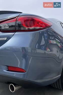 Седан Mazda 6 2015 в Львове