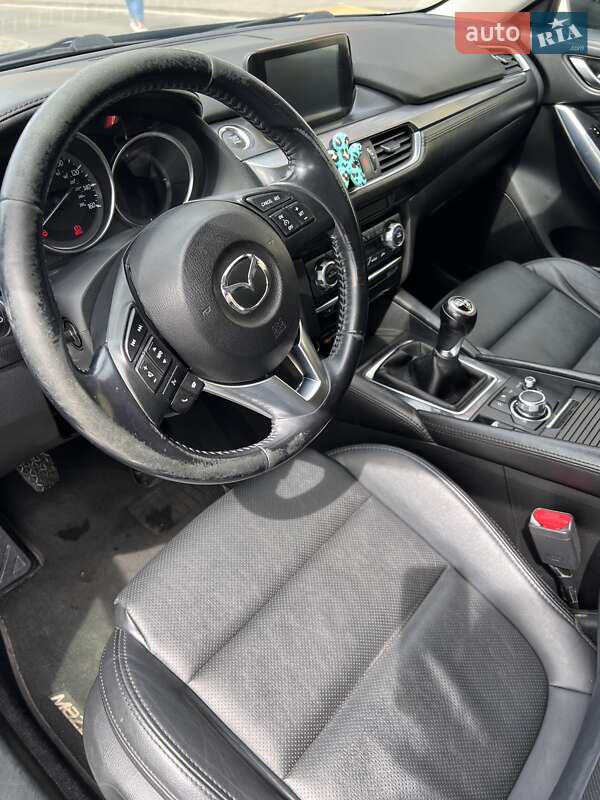Седан Mazda 6 2015 в Львове