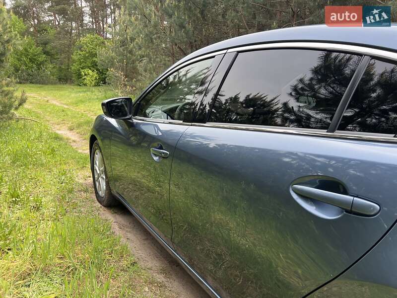 Седан Mazda 6 2015 в Львове