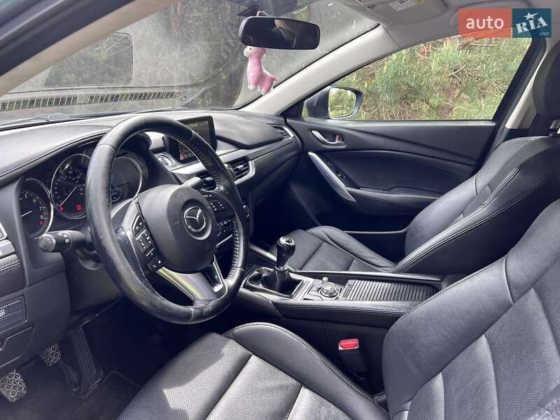 Седан Mazda 6 2015 в Львове