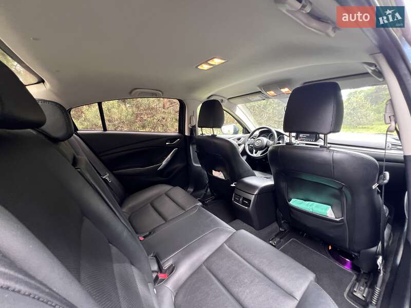 Седан Mazda 6 2015 в Львове