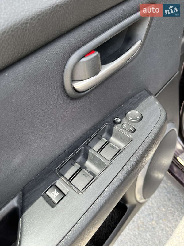 Седан Mazda 6 2008 в Звягеле