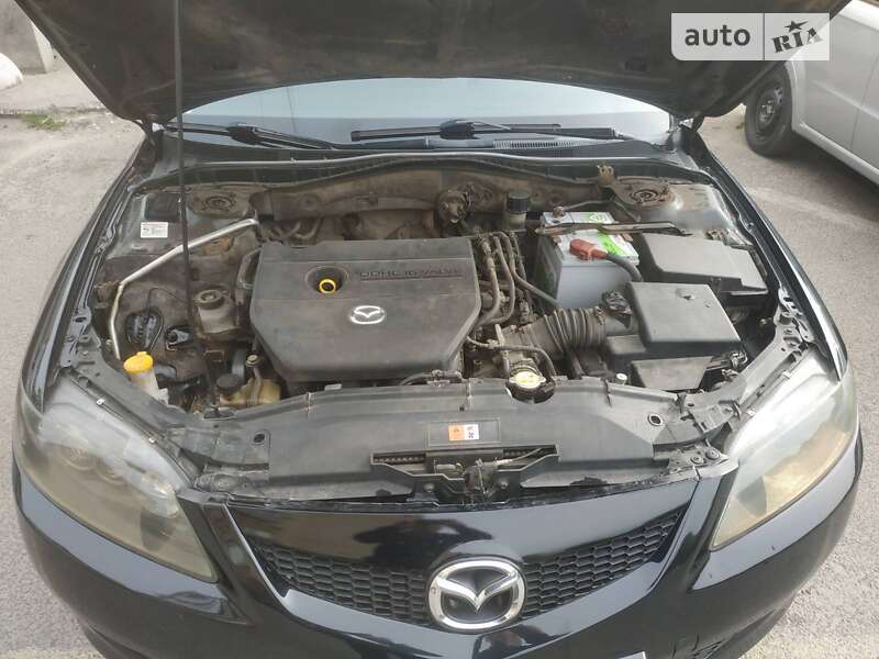 Седан Mazda 6 2005 в Жовкве