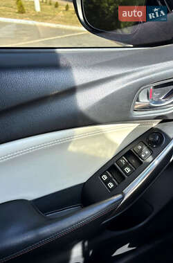 Седан Mazda 6 2015 в 