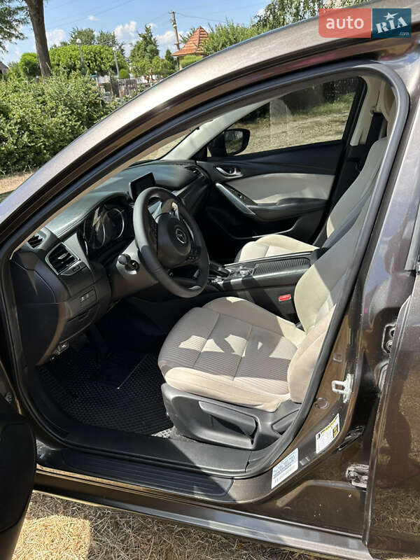 Седан Mazda 6 2015 в Запоріжжі