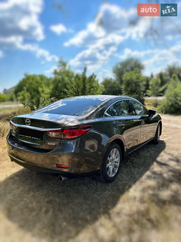 Седан Mazda 6 2015 в Запоріжжі